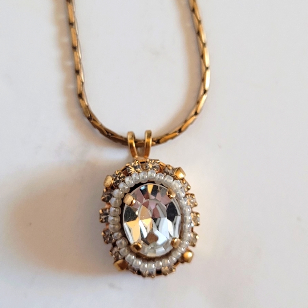 NWOT Necklace